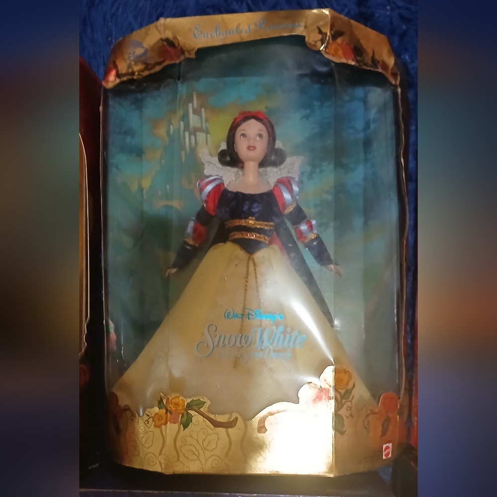 Disney Snow White Doll with Blue and Yellow Dress